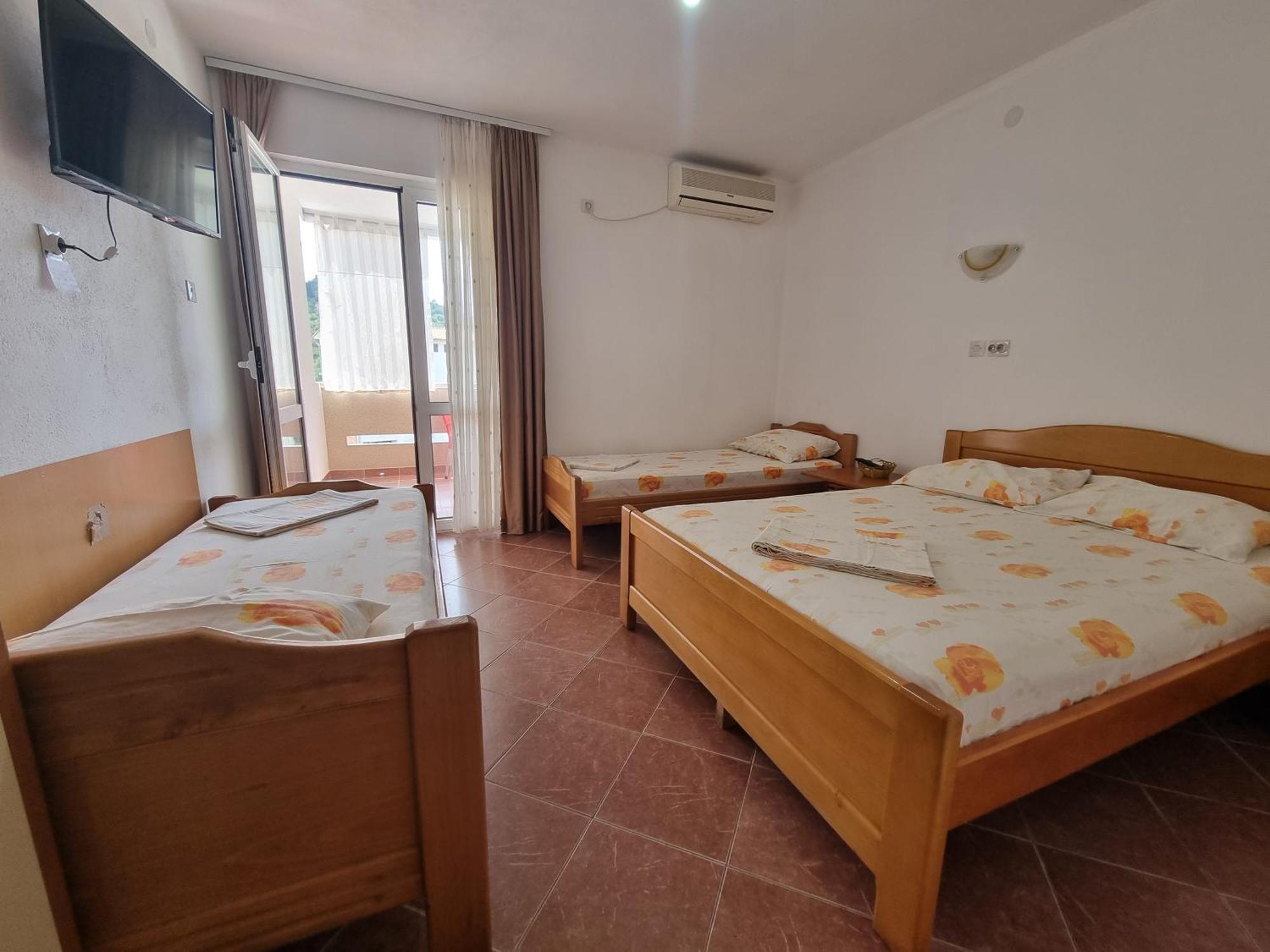 Apartmani Vukovic 苏托莫雷 客房 照片